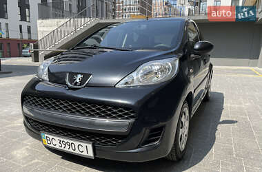 Хэтчбек Peugeot 107 2010 в Львове