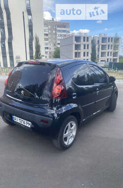 Хетчбек Peugeot 107 2013 в Василькові