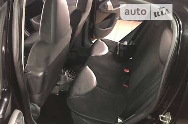 Хэтчбек Peugeot 107 2011 в Киеве