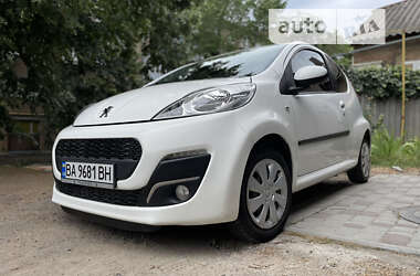 Хетчбек Peugeot 107 2013 в Кропивницькому