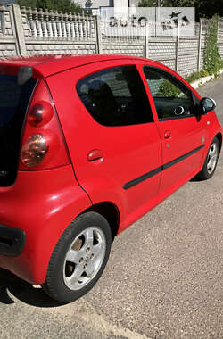 Хэтчбек Peugeot 107 2012 в Чернигове