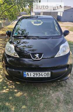 Хетчбек Peugeot 107 2008 в Гребінках