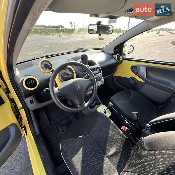 Хетчбек Peugeot 107 2010 в Львові