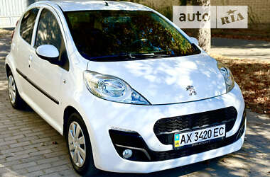 Хетчбек Peugeot 107 2012 в Харкові