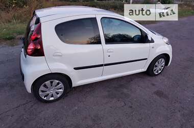 Хэтчбек Peugeot 107 2012 в Луцке