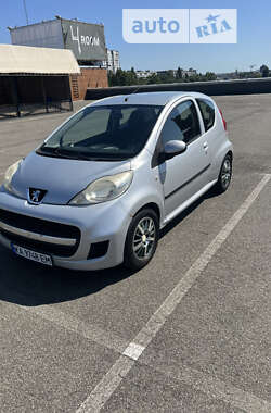 Хетчбек Peugeot 107 2012 в Києві