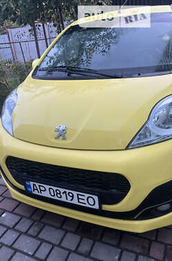 Хэтчбек Peugeot 107 2012 в Запорожье