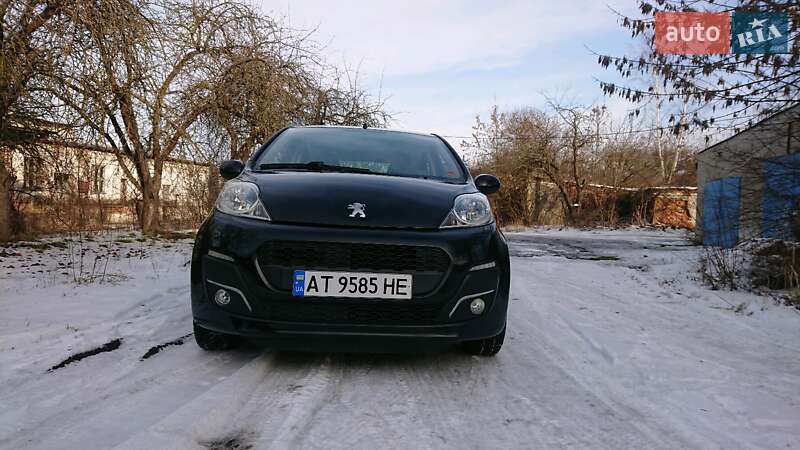 Хетчбек Peugeot 107 2012 в Івано-Франківську