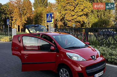 Хетчбек Peugeot 107 2011 в Черкасах