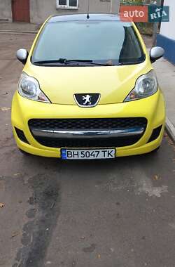 Хэтчбек Peugeot 107 2010 в Одессе