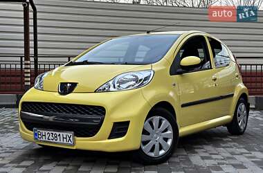 Хетчбек Peugeot 107 2011 в Одесі