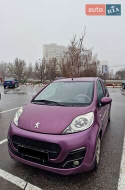 Хетчбек Peugeot 107 2012 в Харкові