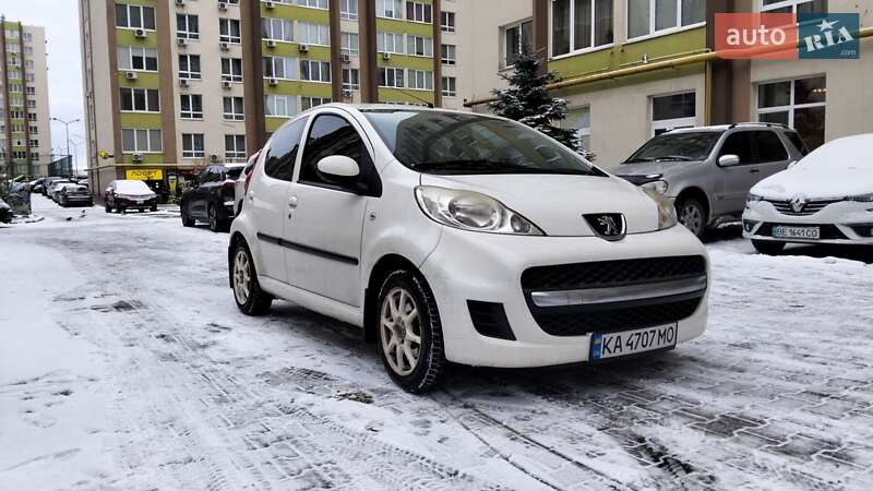 Peugeot 107 2011