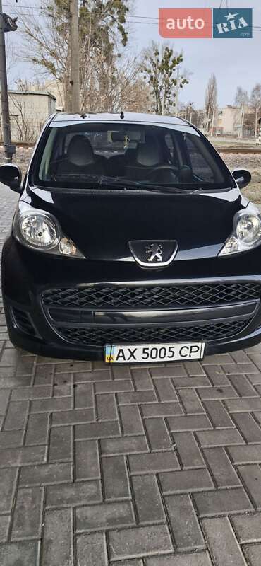 Хэтчбек Peugeot 107 2011 в Харькове