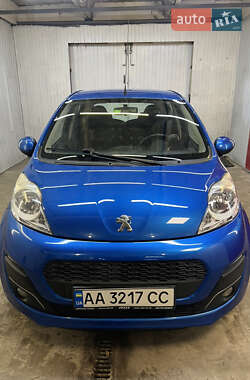 Хетчбек Peugeot 107 2012 в Києві