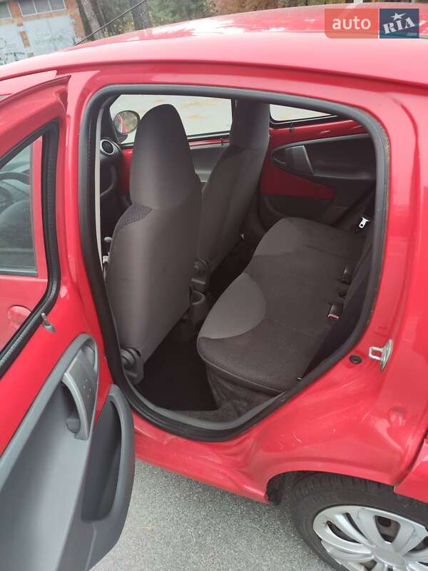 Хэтчбек Peugeot 107 2007 в Чернигове