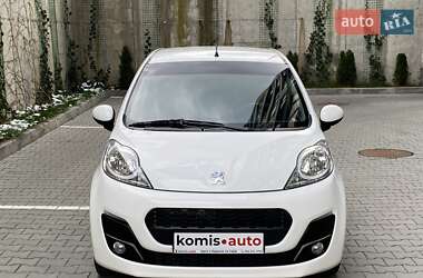 Хетчбек Peugeot 107 2013 в 