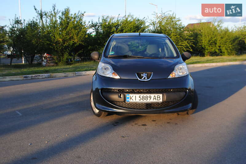 Хэтчбек Peugeot 107 2009 в Буче
