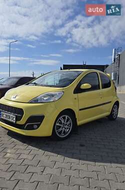 Хетчбек Peugeot 107 2012 в Львові