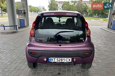 Хетчбек Peugeot 107 2012 в 