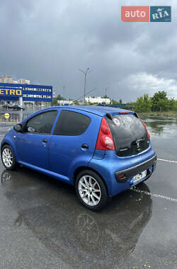 Хэтчбек Peugeot 107 2007 в 