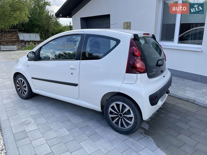 Хэтчбек Peugeot 107 2012 в Тернополе