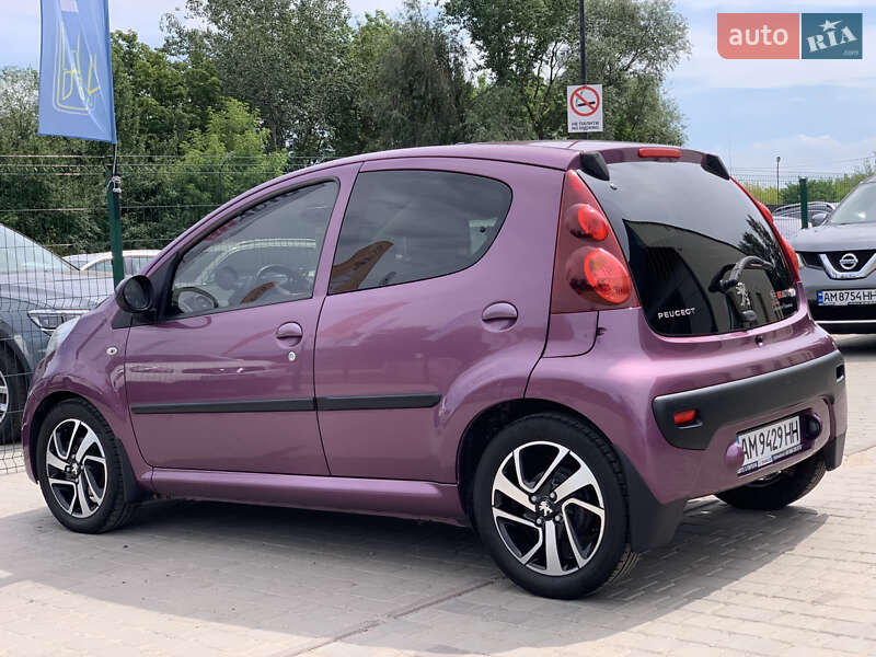 Хетчбек Peugeot 107 2014 в Бердичеві
