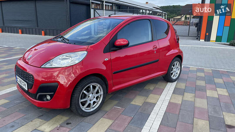 Peugeot 107 2012