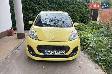 Хэтчбек Peugeot 107 2012 в Киеве