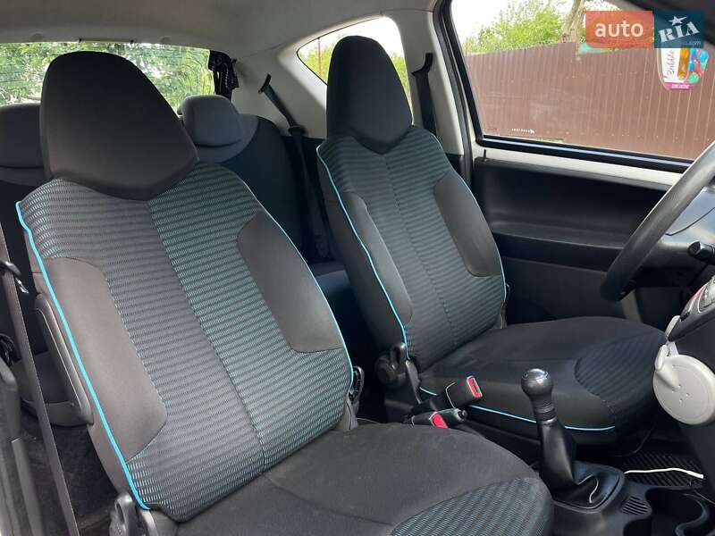 Хэтчбек Peugeot 107 2012 в Тернополе