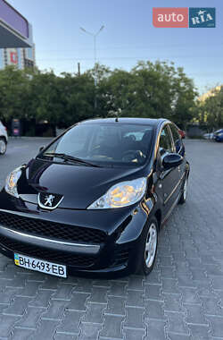 Хетчбек Peugeot 107 2011 в Одесі
