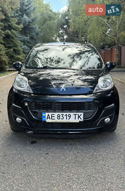 Хетчбек Peugeot 107 2012 в Дніпрі