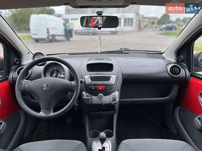 Хэтчбек Peugeot 107 2008 в Дубно