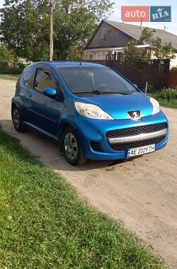 Хэтчбек Peugeot 107 2012 в Днепре
