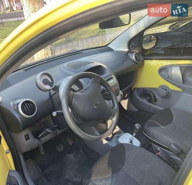 Хетчбек Peugeot 107 2010 в Чорноморську