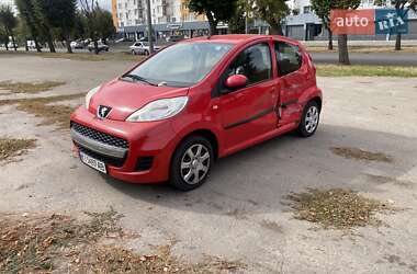 Хэтчбек Peugeot 107 2011 в Черкассах