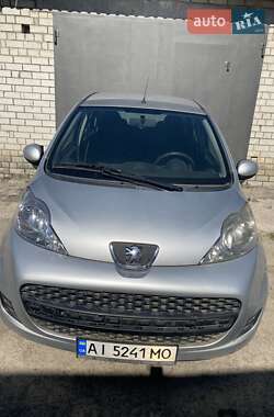 Хэтчбек Peugeot 107 2012 в Киеве