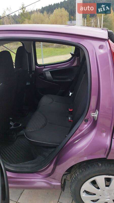 Хэтчбек Peugeot 107 2014 в Сколе