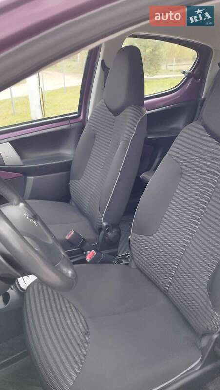 Хэтчбек Peugeot 107 2014 в Сколе