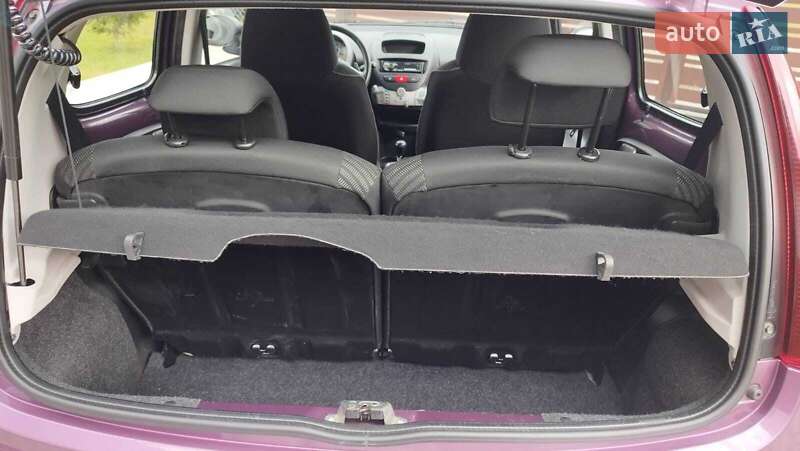 Хэтчбек Peugeot 107 2014 в Сколе