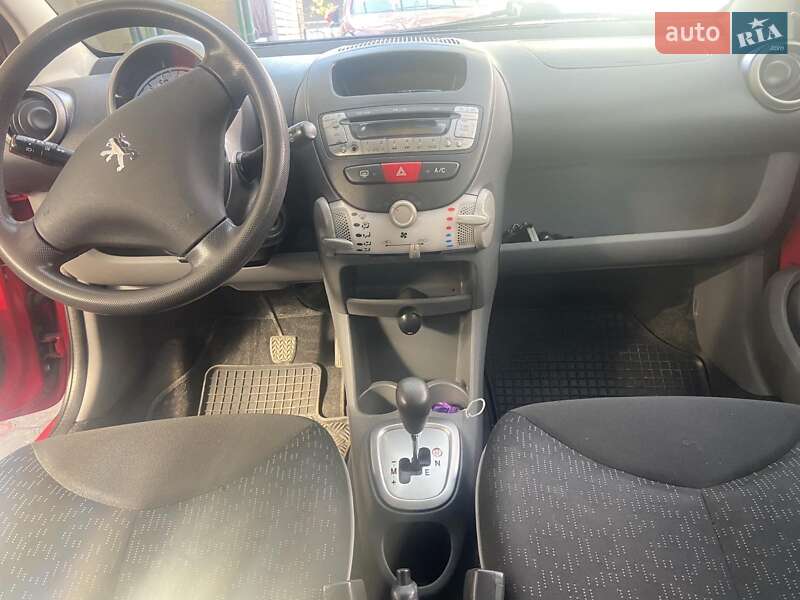 Хэтчбек Peugeot 107 2011 в Черновцах фото 2 Хэтчбек Peugeot 107 2011 в Черновцах