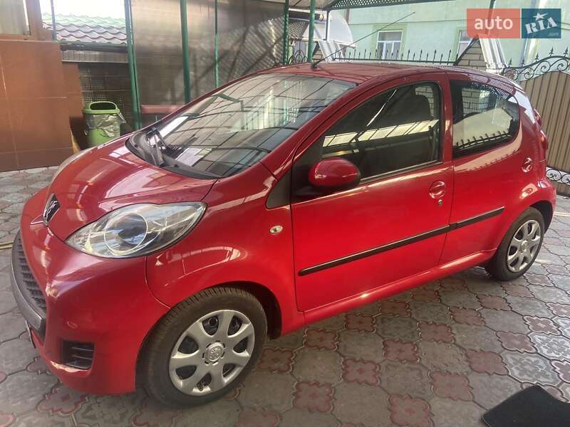 Хэтчбек Peugeot 107 2011 в Черновцах фото 5 Хэтчбек Peugeot 107 2011 в Черновцах