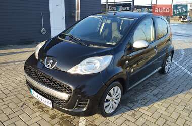 Хэтчбек Peugeot 107 2010 в Луцке