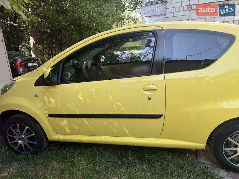 Хетчбек Peugeot 107 2008 в Львові