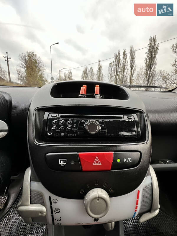 Хэтчбек Peugeot 107 2007 в Хмельницком