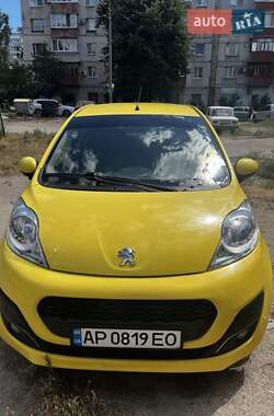 Хэтчбек Peugeot 107 2012 в Запорожье
