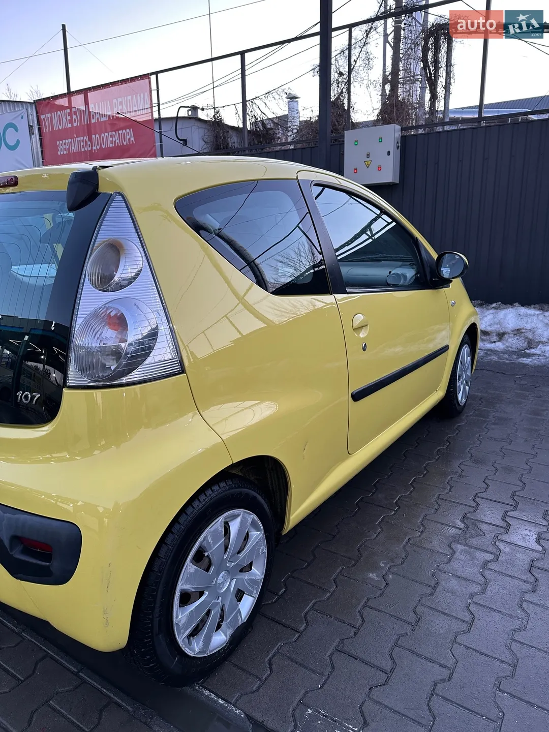 2012 Peugeot 107 - мініатюра 17