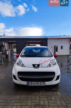 Хетчбек Peugeot 107 2011 в Прилуках