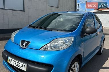 Хэтчбек Peugeot 107 2008 в Кривом Роге
