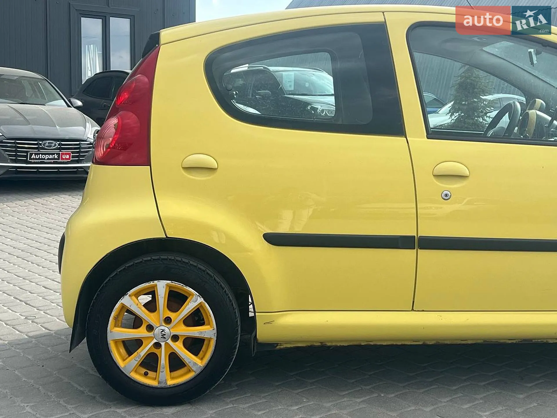 2010 Peugeot 107 - мініатюра 8
